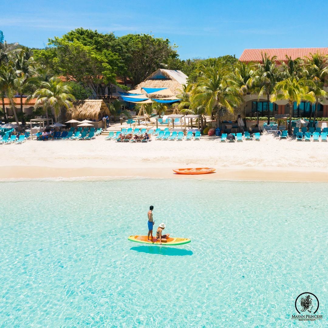 San Simón Beach Club Day Pass + Maya Jungle Animal Park | Roatán Beach